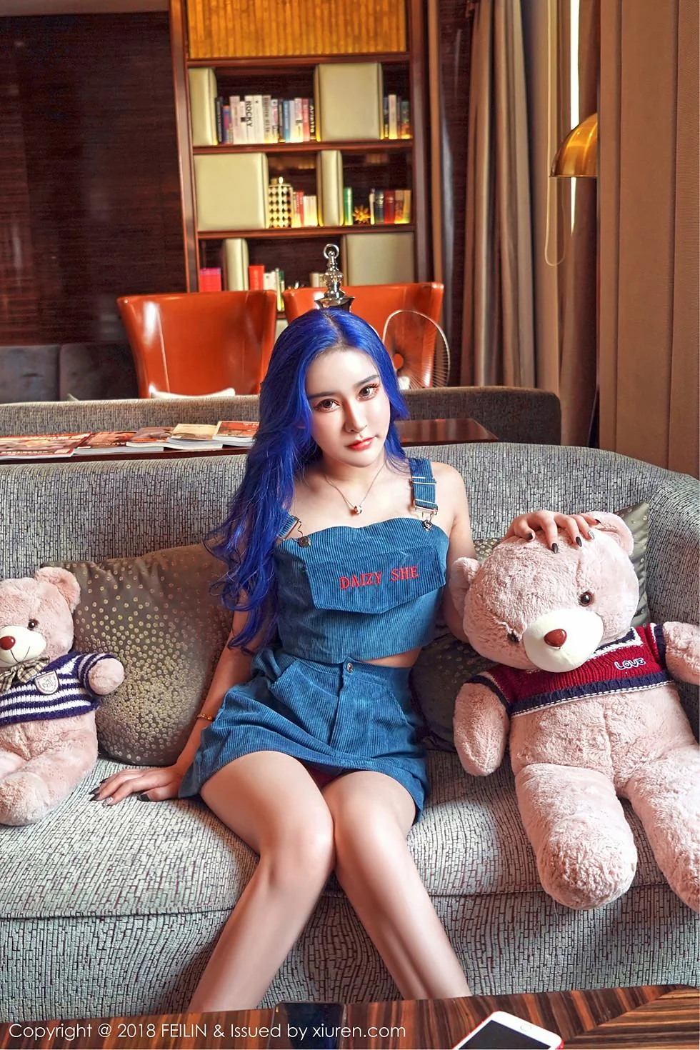 喵莫儿私房全裸火辣胴体配黑色蕾丝丁字裤喷血绝美写真 第 5 张