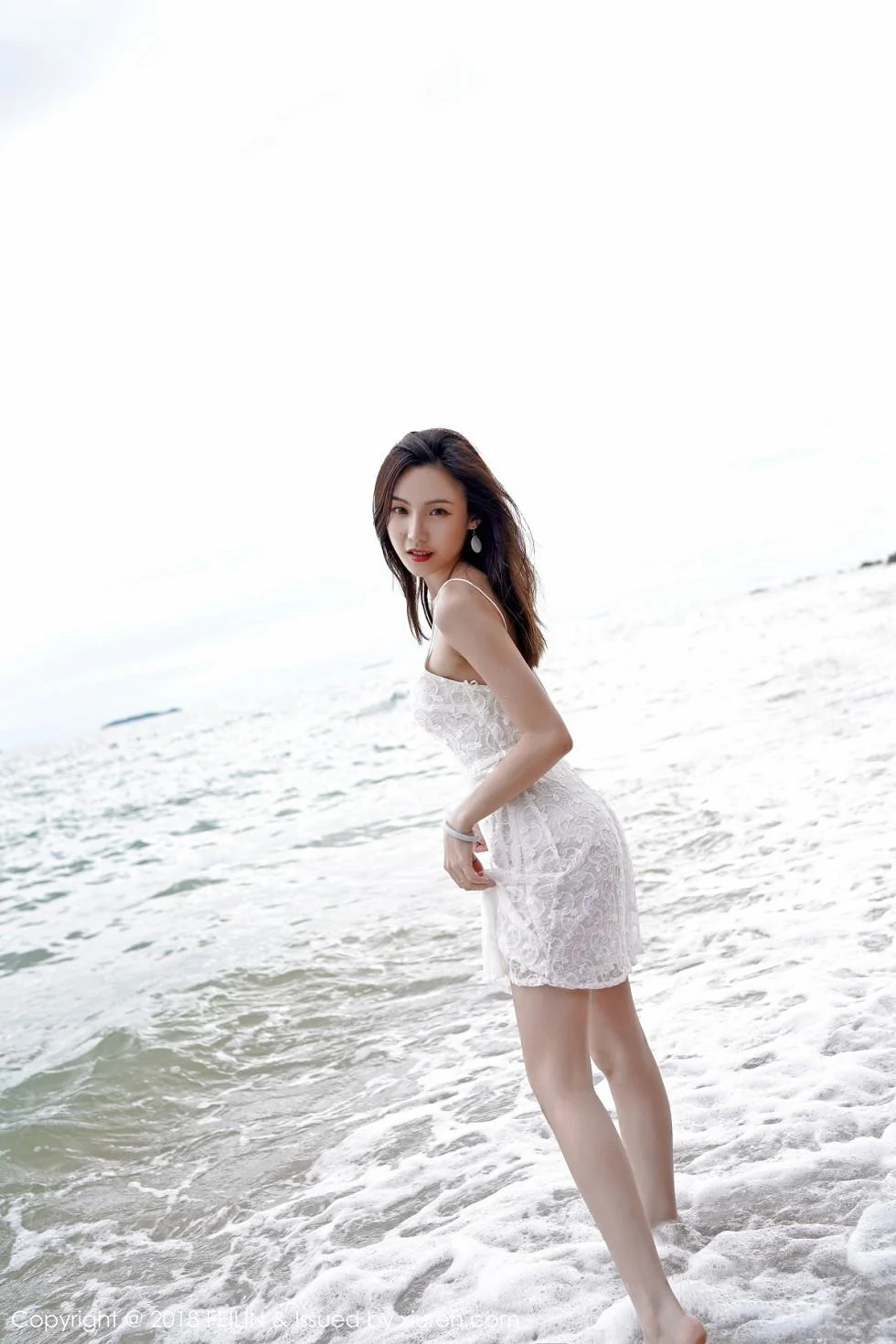 美女主播Hana妹半脱牛仔衣性感黑色蕾丝内衣绝美写真 第 60 张