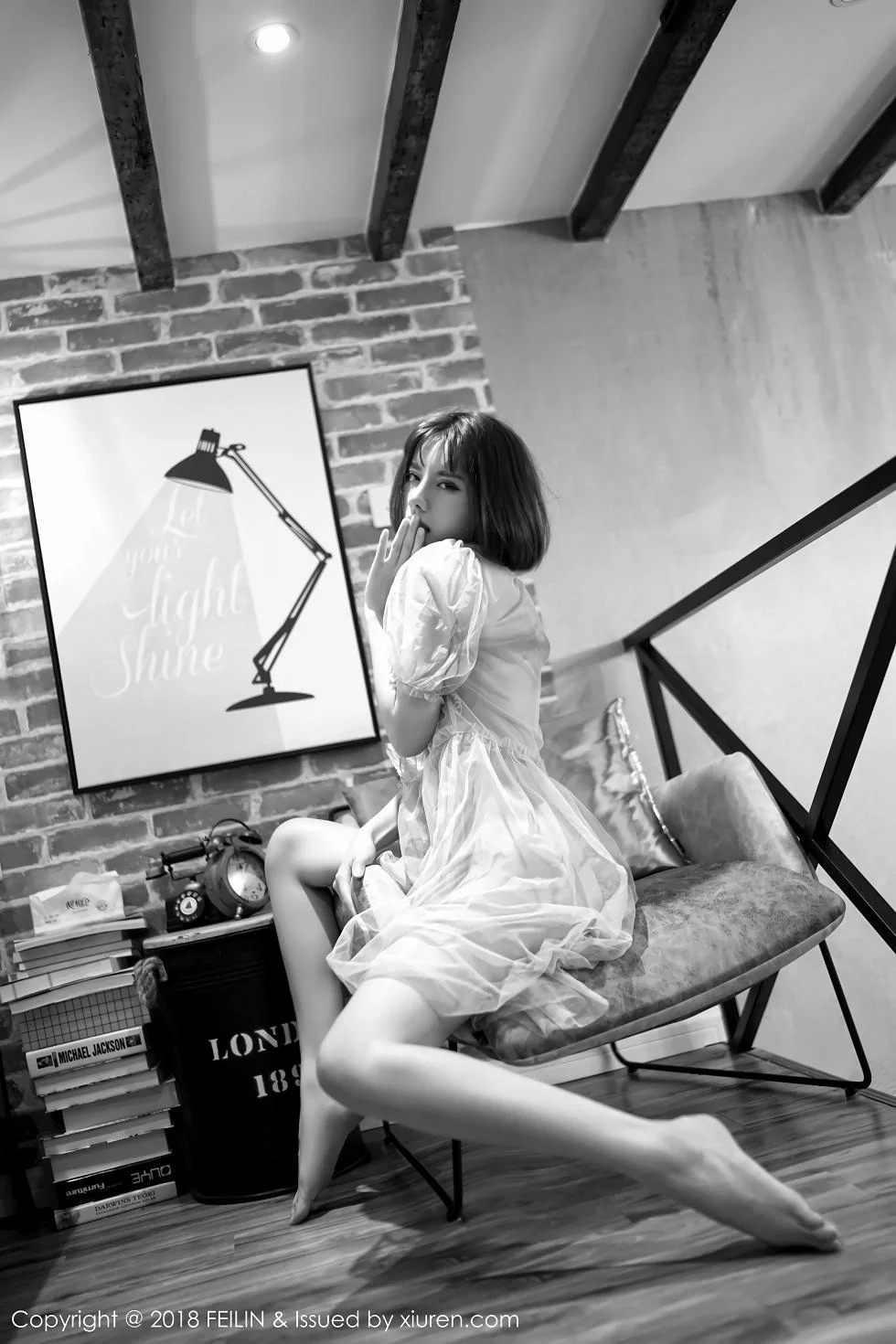 就是阿朱啊性感黑白大片全裸秀美背撩人绝美写真 第 10 张