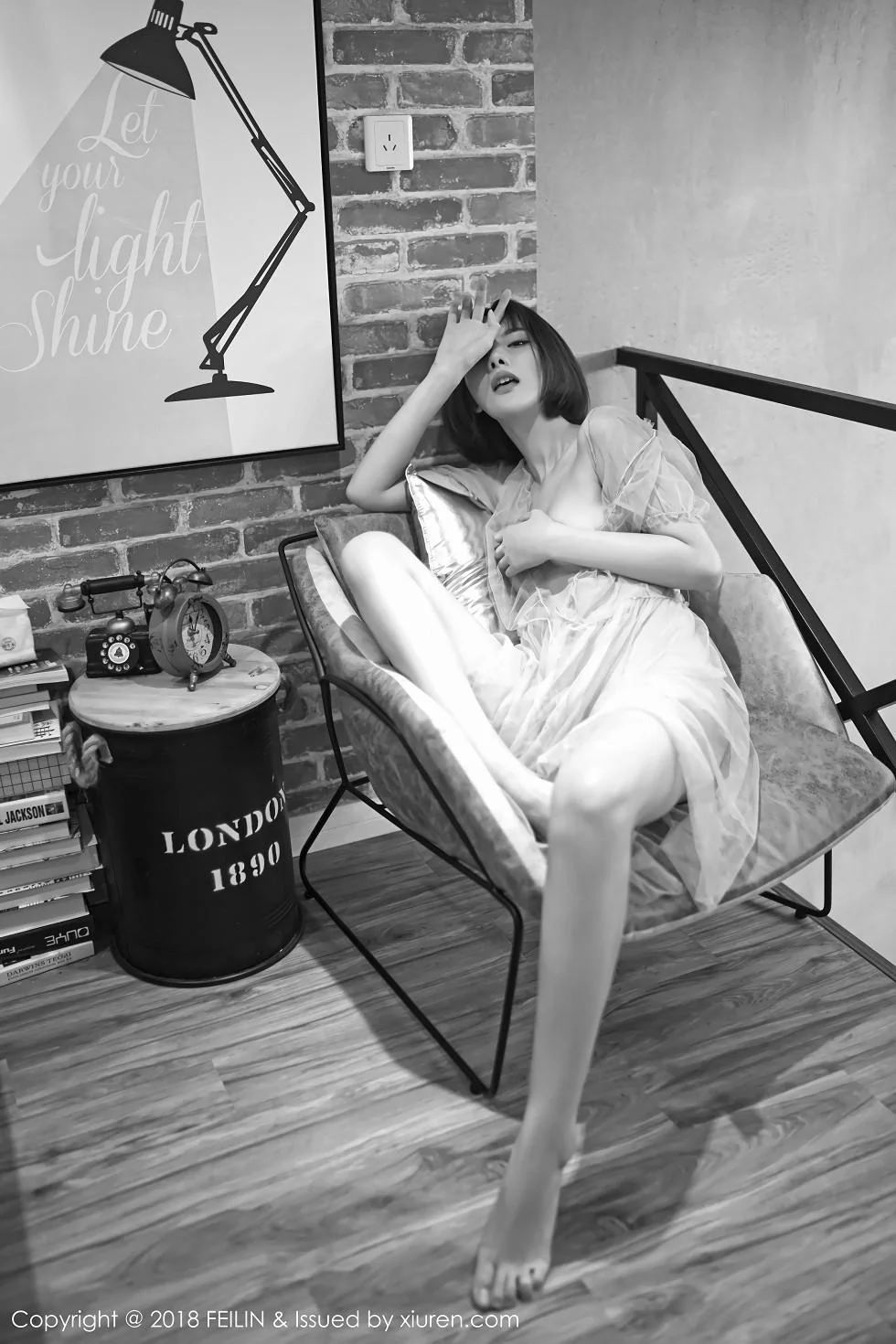 就是阿朱啊性感黑白大片全裸秀美背撩人绝美写真 第 14 张
