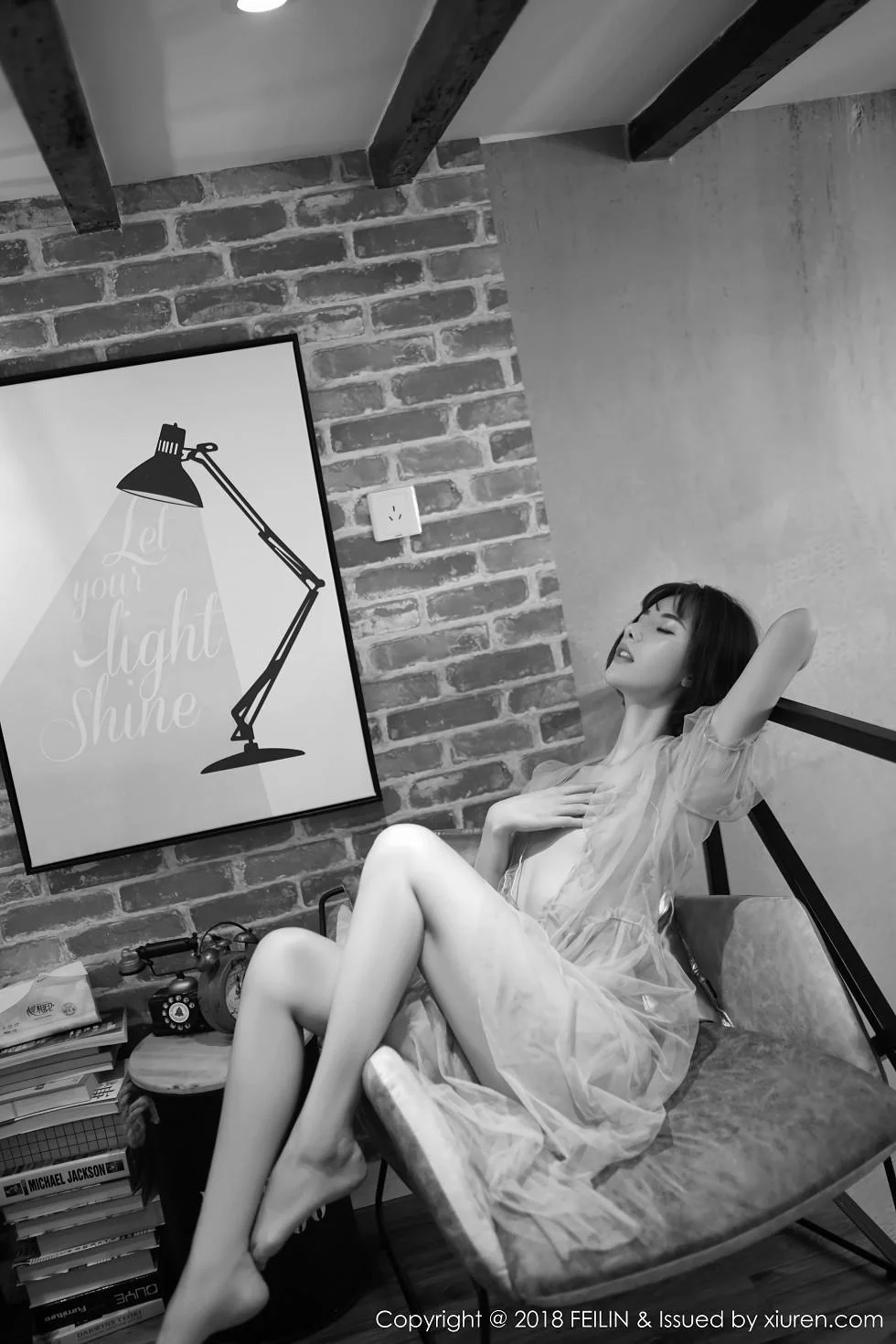 就是阿朱啊性感黑白大片全裸秀美背撩人绝美写真 第 5 张