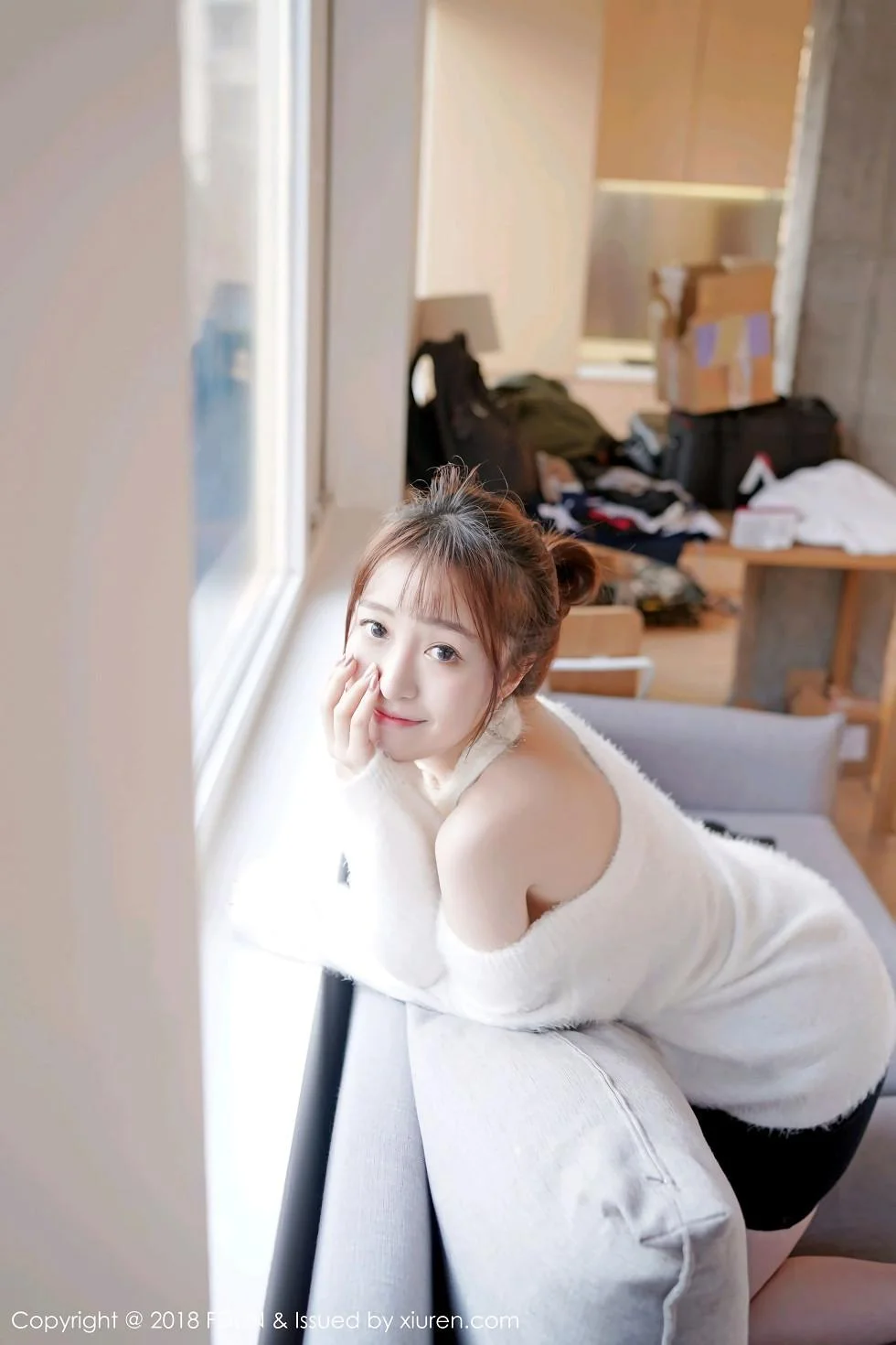 清纯妹子yumi黄奕清居家床上大尺度全裸奶油遮点喷血绝美写真 第 16 张