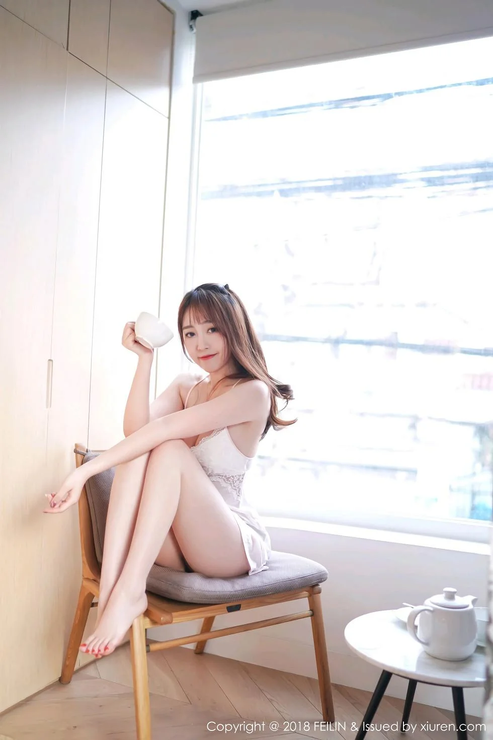 清纯妹子yumi黄奕清居家床上大尺度全裸奶油遮点喷血绝美写真 第 23 张