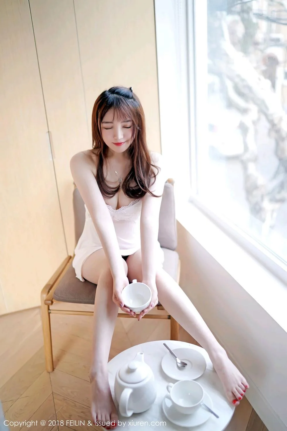 清纯妹子yumi黄奕清居家床上大尺度全裸奶油遮点喷血绝美写真 第 33 张
