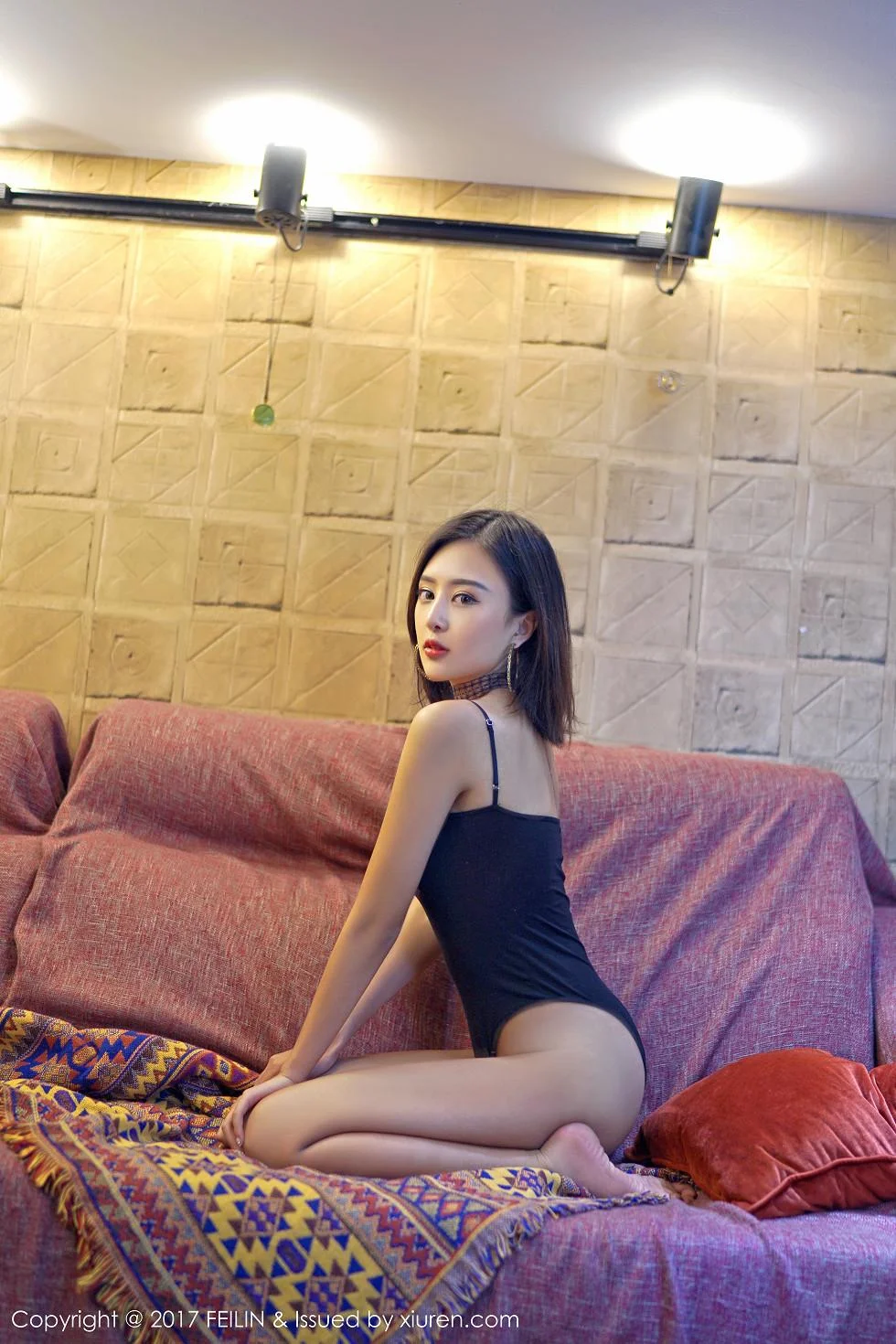赵艺璇居家热裤紧身背心秀性感马甲线妩媚迷人写真 第 6 张