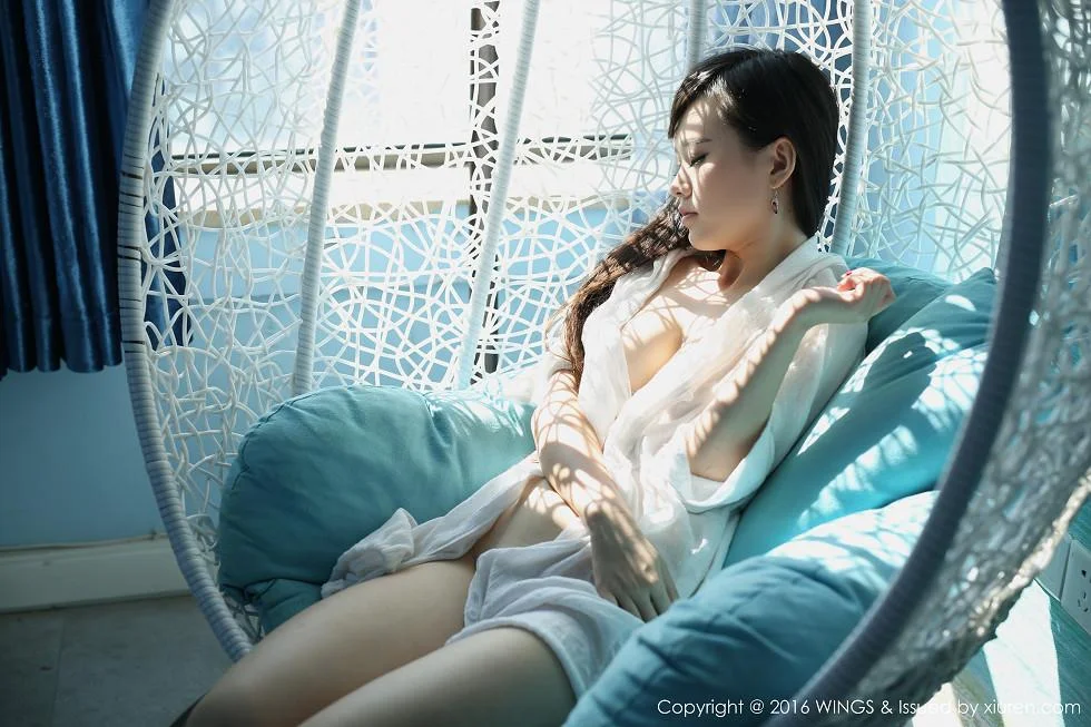 喵喵cyann阳光下的私房美少女真空秀美乳极致绝美写真 第 56 张