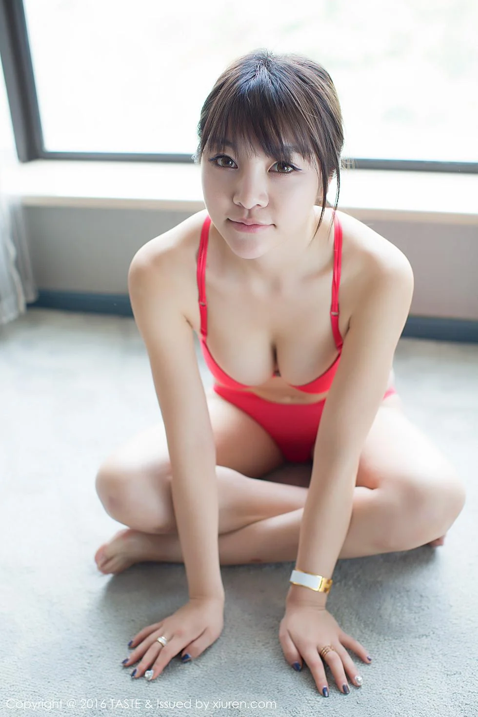 童颜巨乳Selina_王玥晨性感比基尼秀美胸写真 第 55 张
