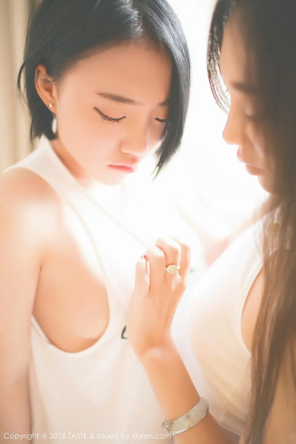 小泽空Moves居家小姐妹女同写真 第 127 张