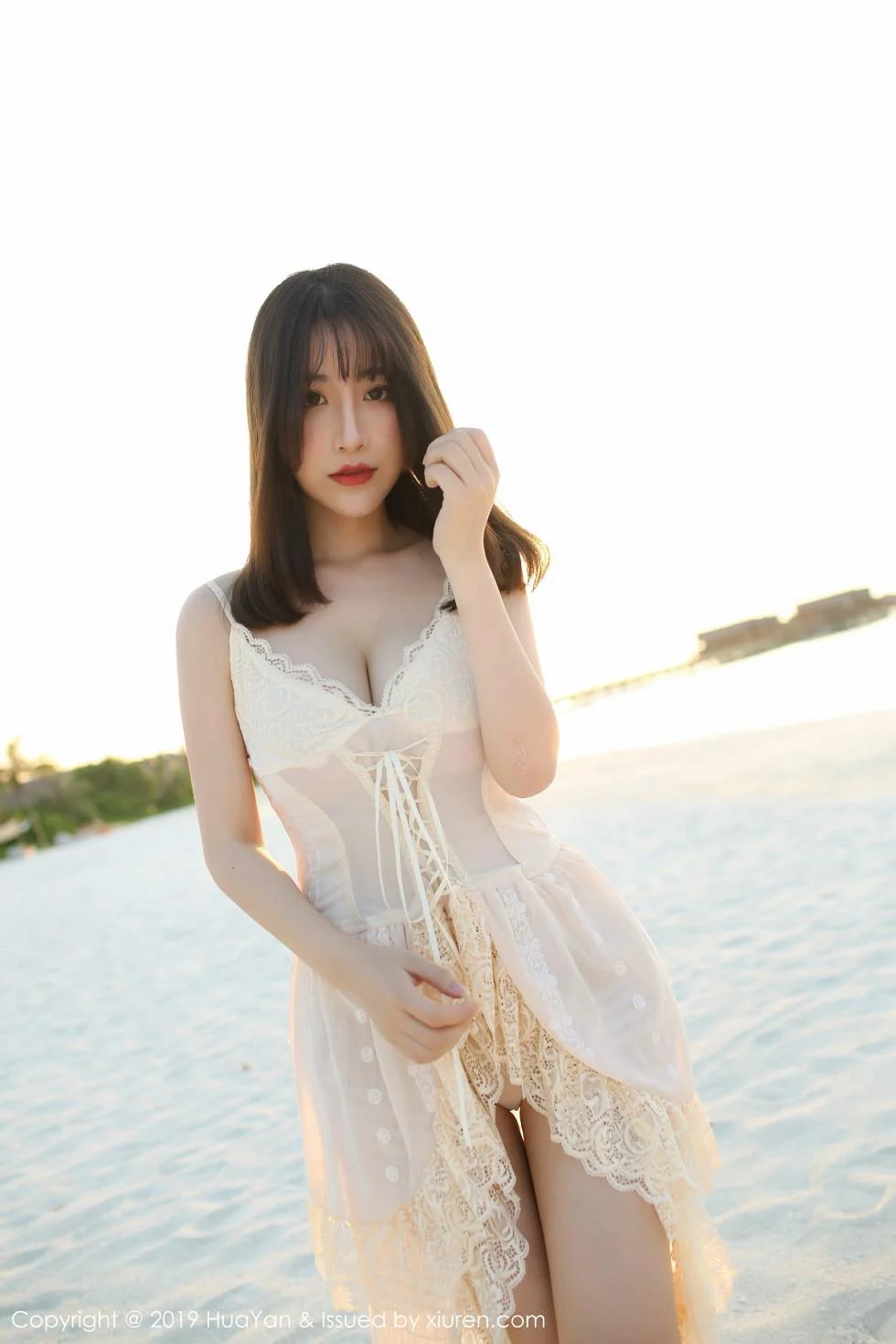 绯月樱-Cherry马代旅拍私房白色内衣露童颜巨乳绝美写真 第 78 张