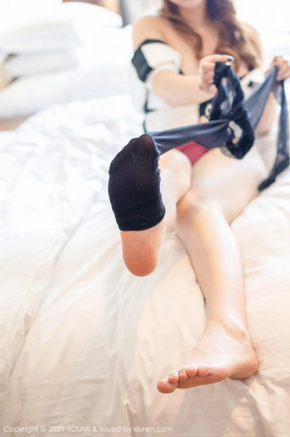 尤妮丝Egg厦门旅拍公关经理剧情主题半脱露豪乳翘臀绝美写真 第 185 张