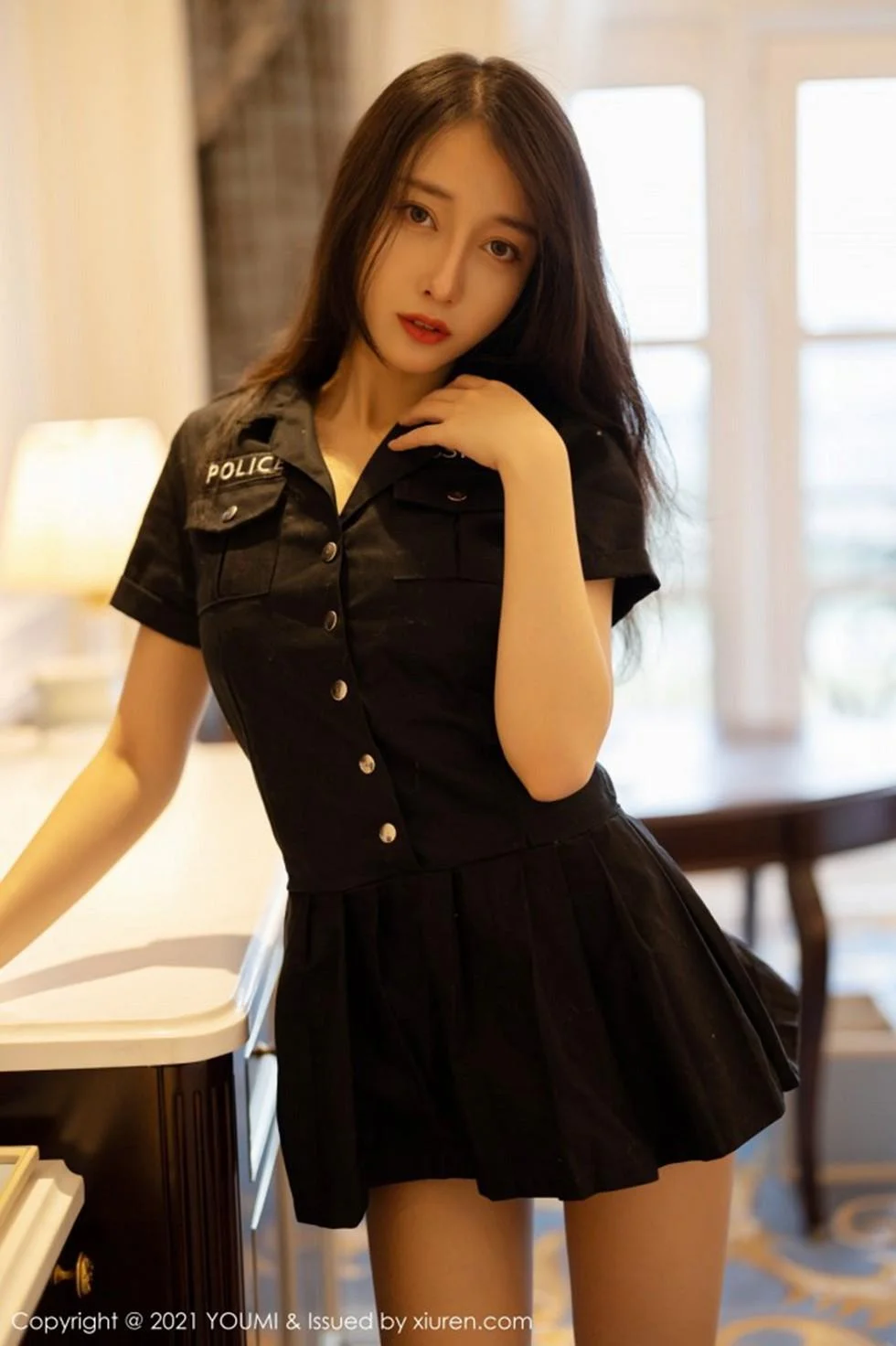 玥儿玥er厦门旅拍独特魅力制服配朦胧丝袜撩人绝美写真 第 7 张
