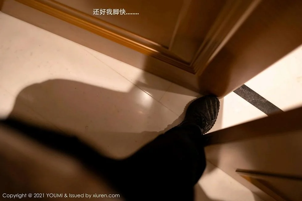 允爾厦门旅拍剧情主题床上镂空内衣秀火辣身材绝美写真 第 18 张
