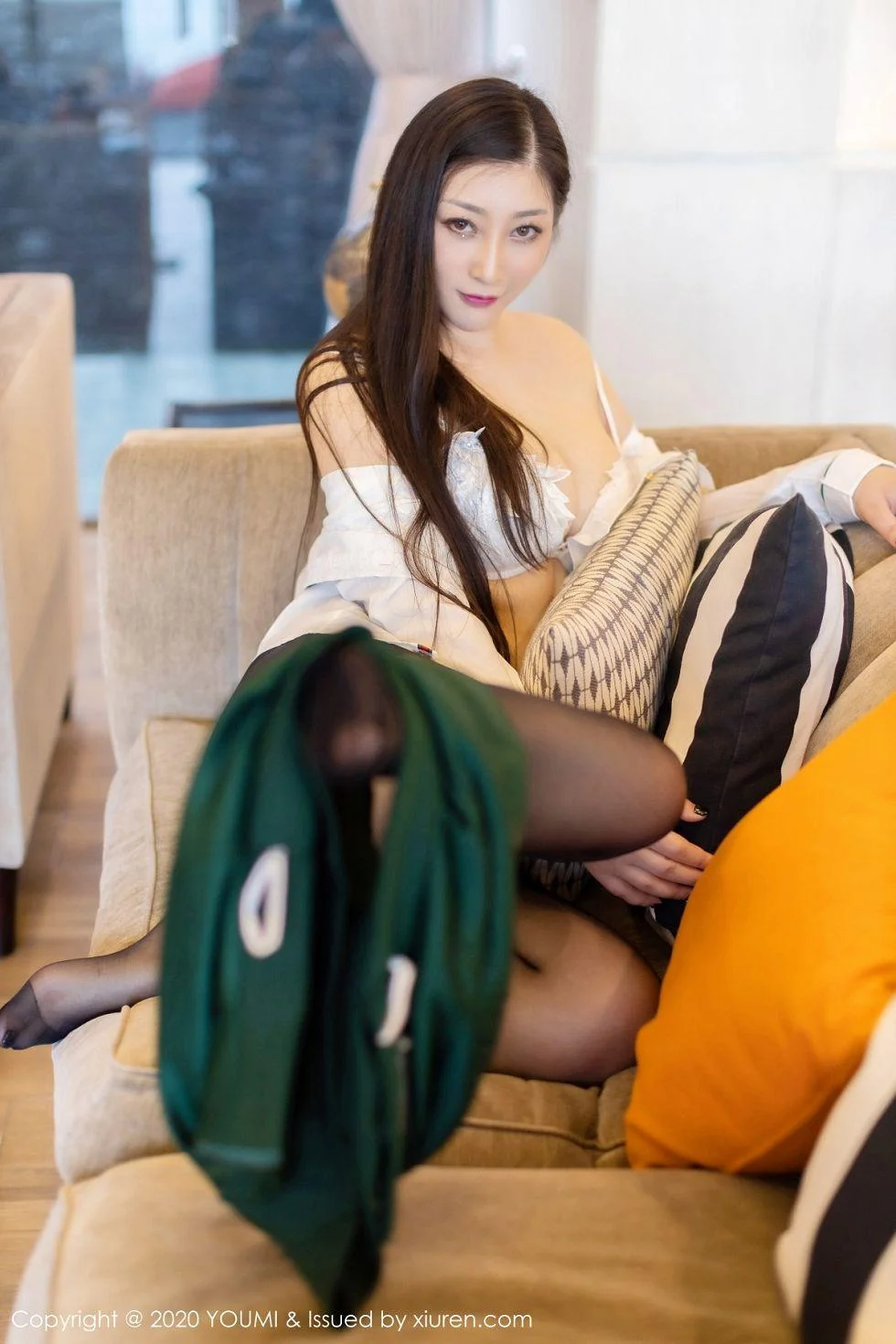 妲己普吉岛旅拍私房内衣极致黑丝秀丰乳肥臀绝美写真 第 124 张