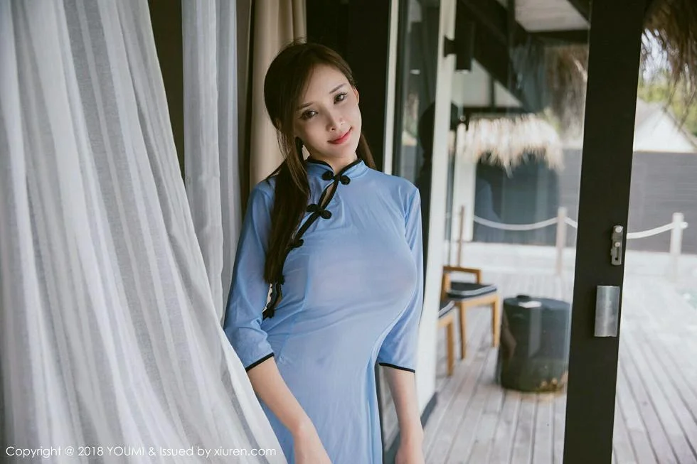 奶瓶土肥圆马尔代夫旅拍黑色内衣半脱露翘臀绝美写真 第 67 张