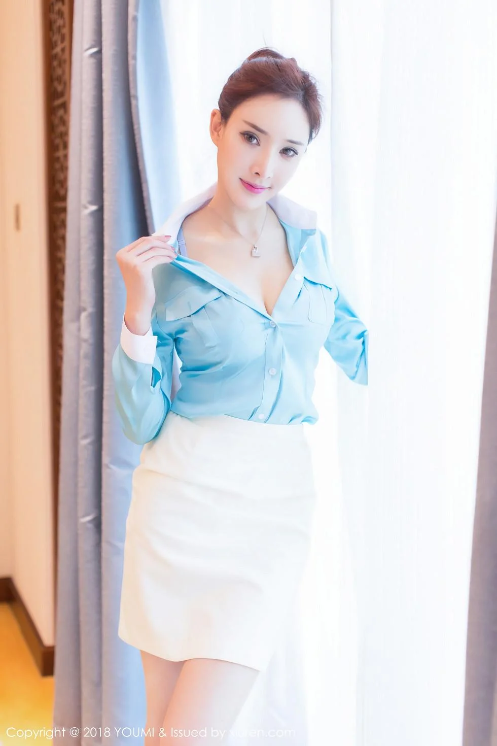 土肥圆矮挫穷粉色透视连体裙真空秀豪乳翘臀绝美写真 第 66 张