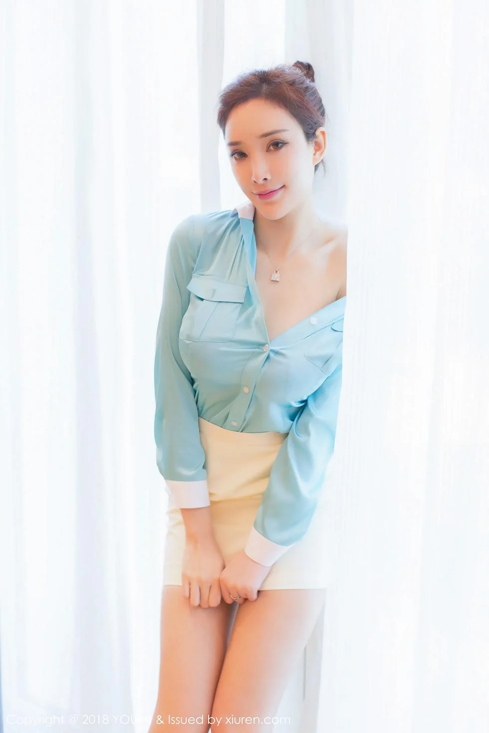 土肥圆矮挫穷粉色透视连体裙真空秀豪乳翘臀绝美写真 第 71 张