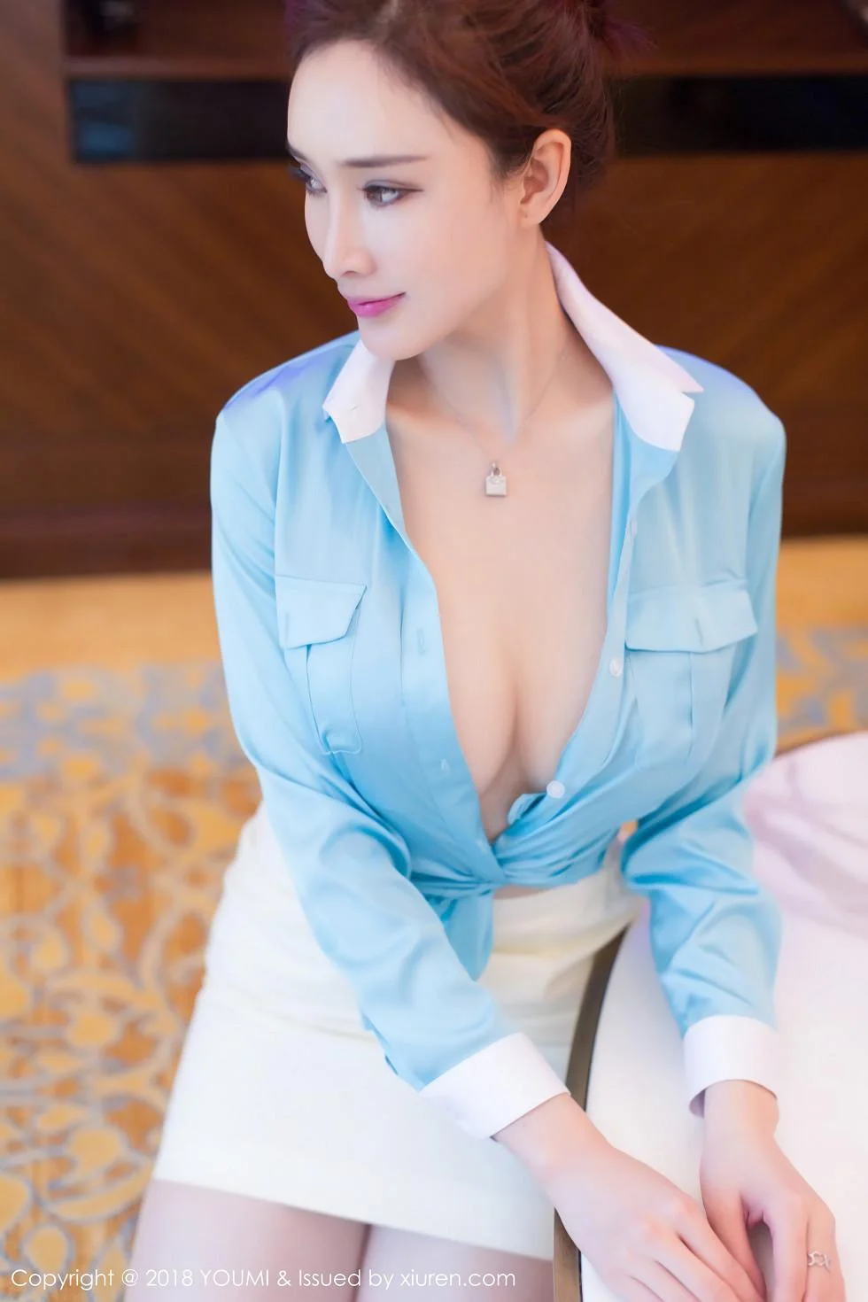 土肥圆矮挫穷粉色透视连体裙真空秀豪乳翘臀绝美写真 第 89 张