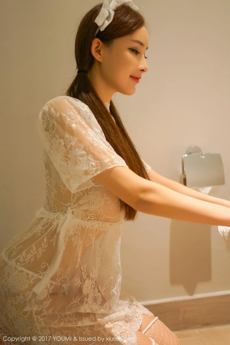 土肥圆矮挫穷普吉岛旅拍性感女仆装秀傲人豪乳绝美写真 第 29 张