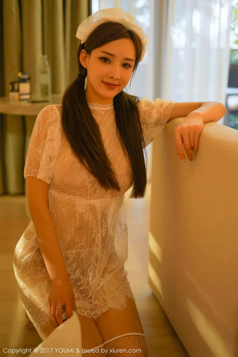 土肥圆矮挫穷普吉岛旅拍性感女仆装秀傲人豪乳绝美写真 第 35 张