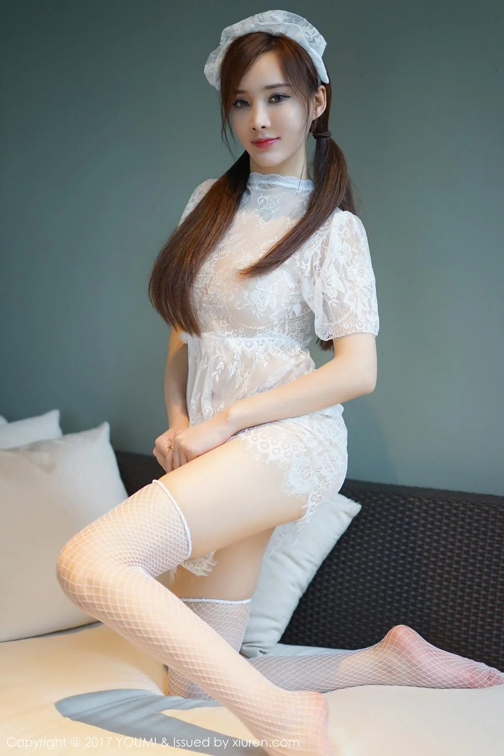 土肥圆矮挫穷普吉岛旅拍性感女仆装秀傲人豪乳绝美写真 第 5 张