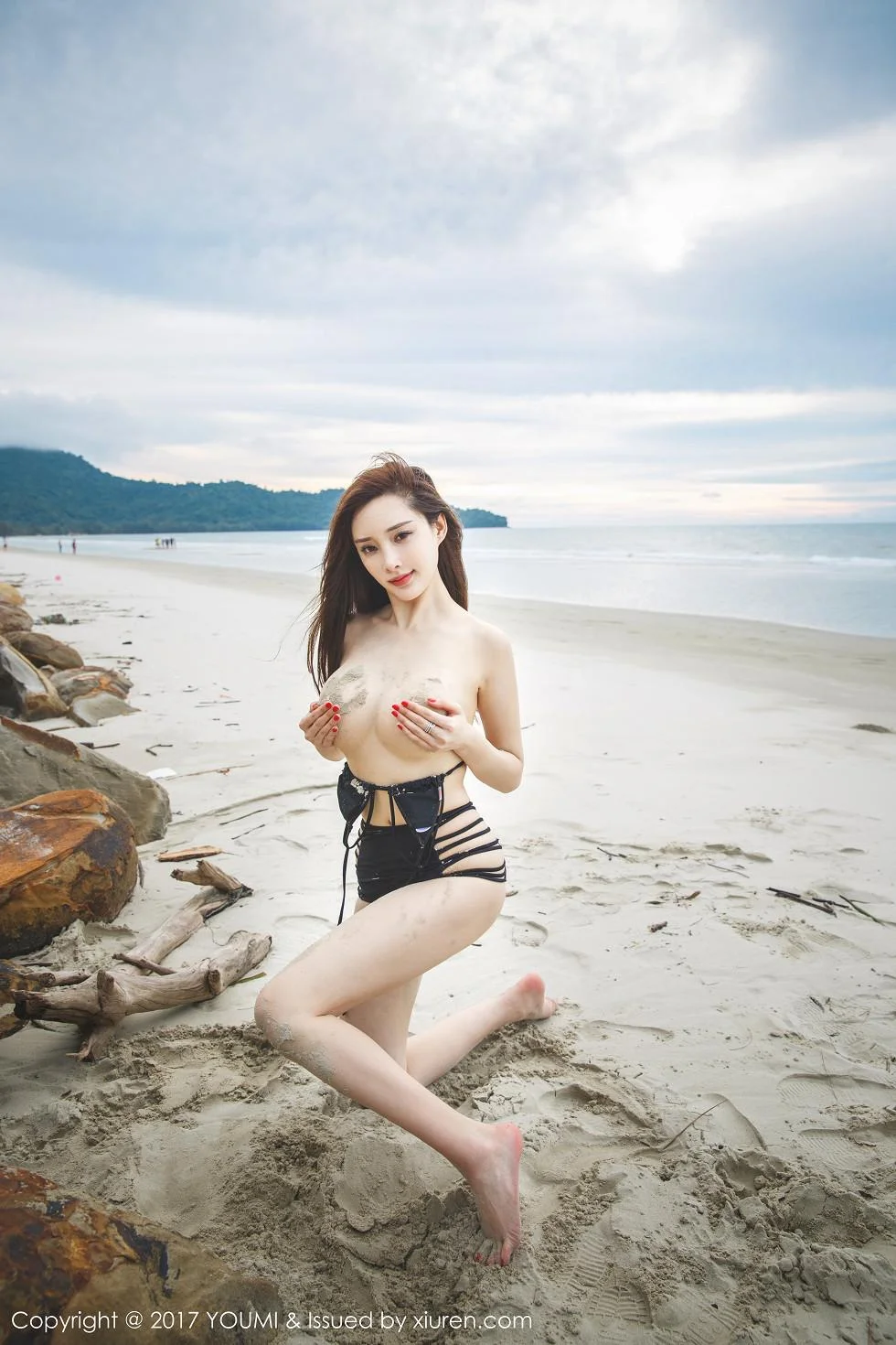 土肥圆矮挫穷沙巴旅拍沙滩比基尼秀傲人美乳绝美写真 第 35 张