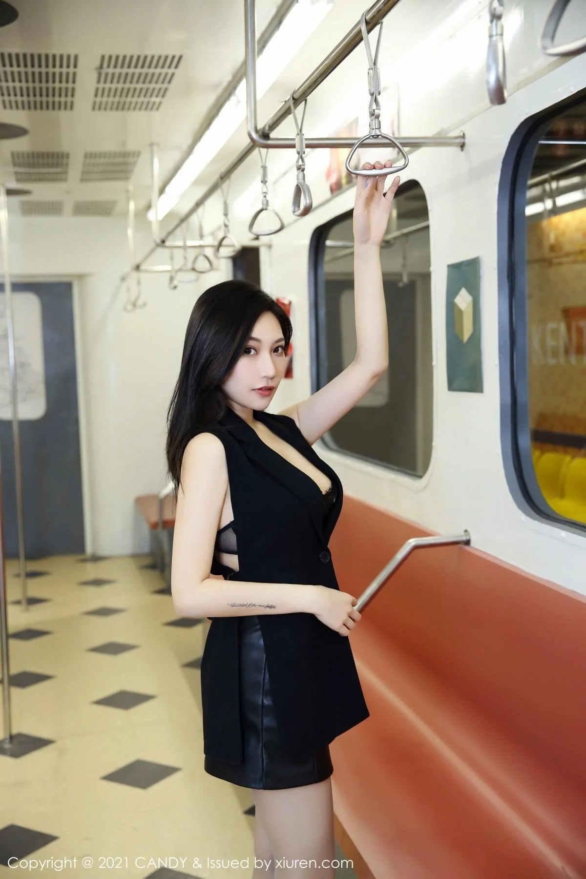 小狐狸Kathryn私房半脱露性感黑色蕾丝内衣完美绝美写真 第 43 张