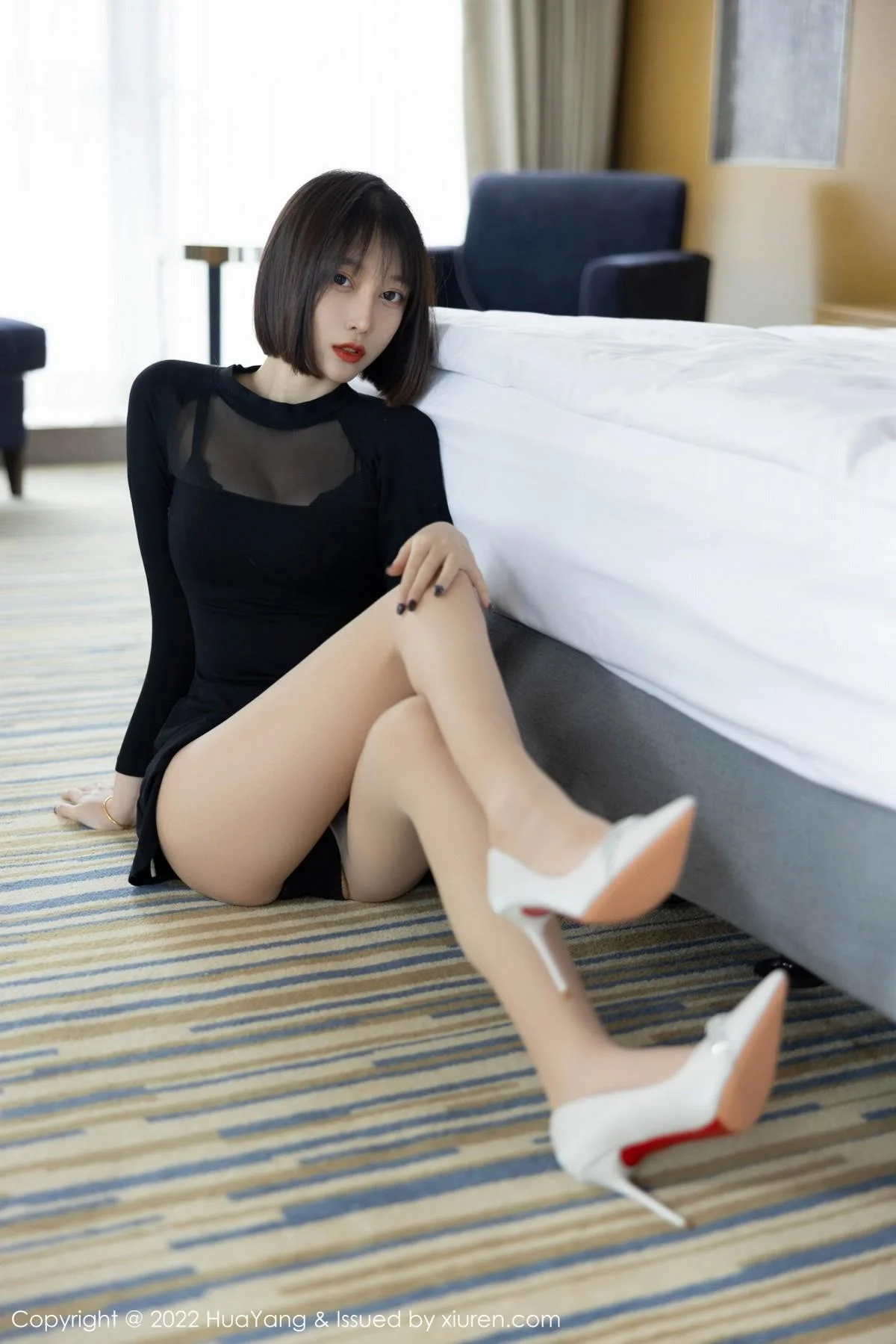 玥儿玥er私房黑色超短连衣裙配开档肉丝完美绝美写真 第 60 张