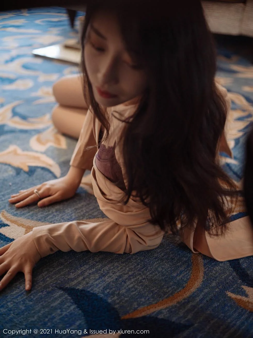 玥儿玥er厦门旅拍暖色调服饰配肉丝裤袜绝美写真 第 62 张