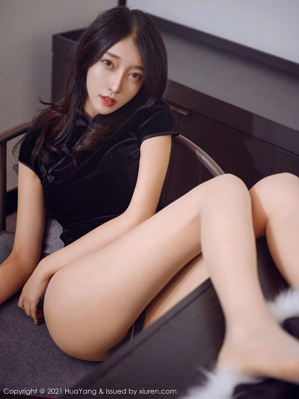 玥儿玥er杭州旅拍古韵典雅旗袍配肉丝裤袜绝美写真 第 110 张