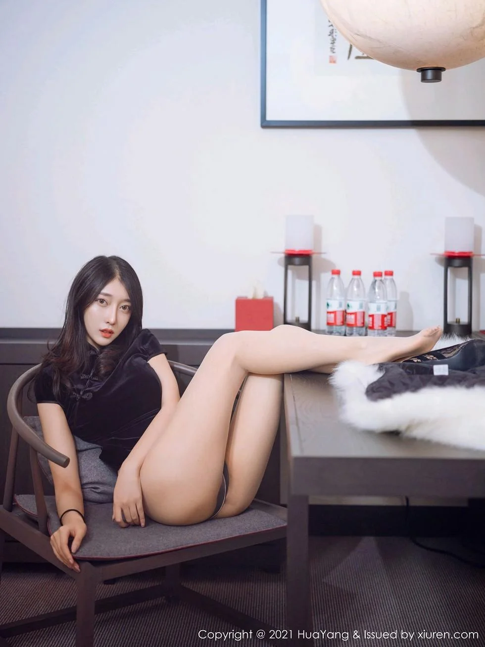 玥儿玥er杭州旅拍古韵典雅旗袍配肉丝裤袜绝美写真 第 112 张