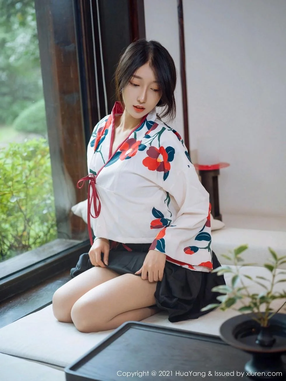 玥儿玥er杭州旅拍古典和服下超薄肉丝裤袜秀翘臀绝美写真 第 3 张