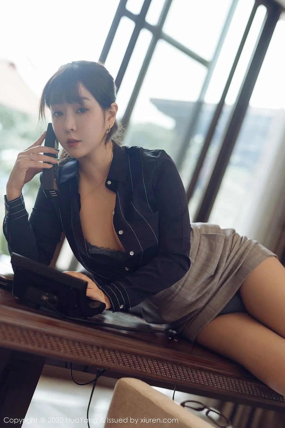 王雨纯西双版纳旅拍性感职场制服系列完美绝美写真 第 130 张