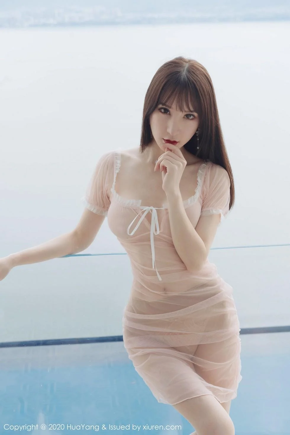 周于希Sandy云南旅拍性感粉色薄纱内衣秀完美身材绝美写真 第 11 张