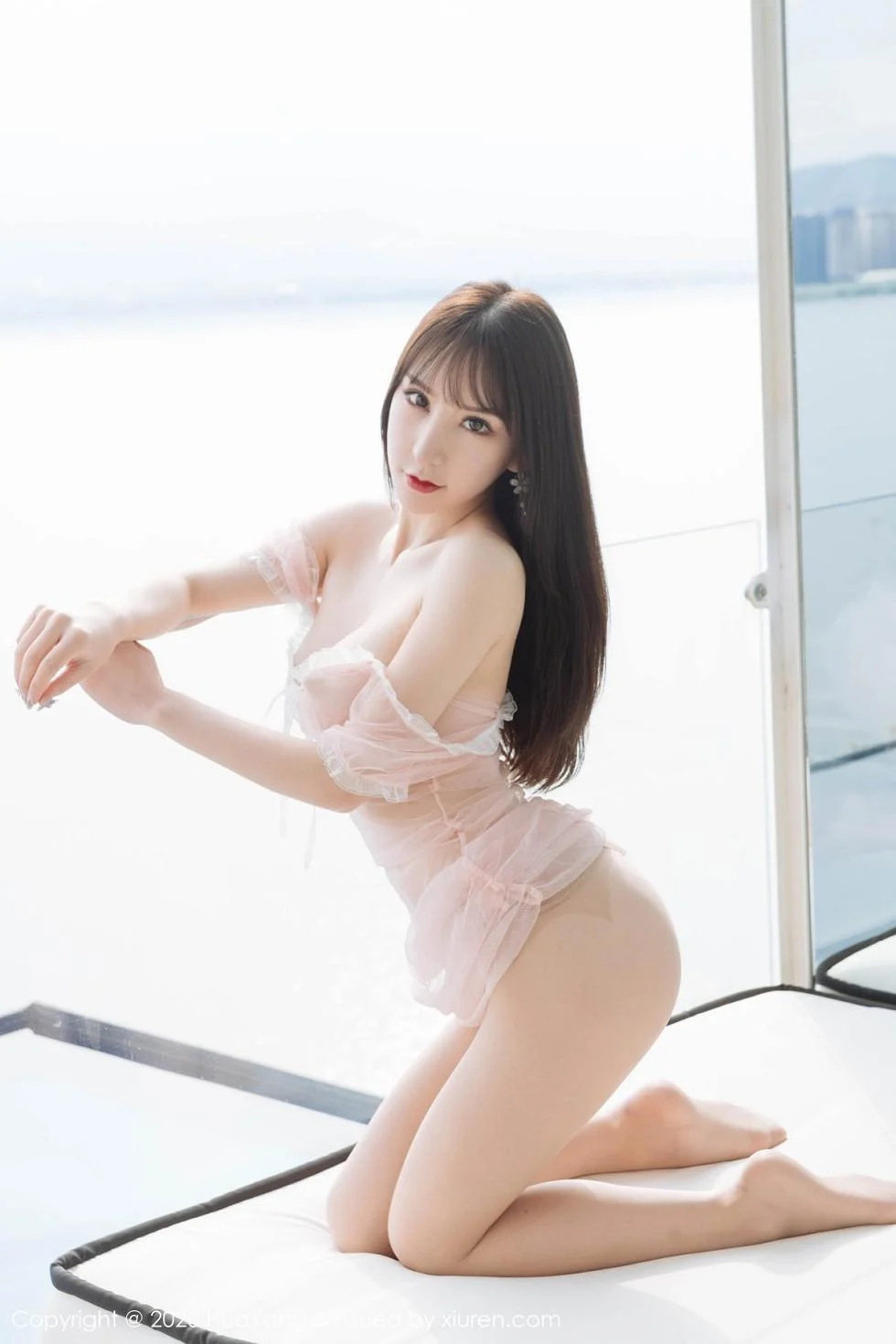 周于希Sandy云南旅拍性感粉色薄纱内衣秀完美身材绝美写真 第 53 张