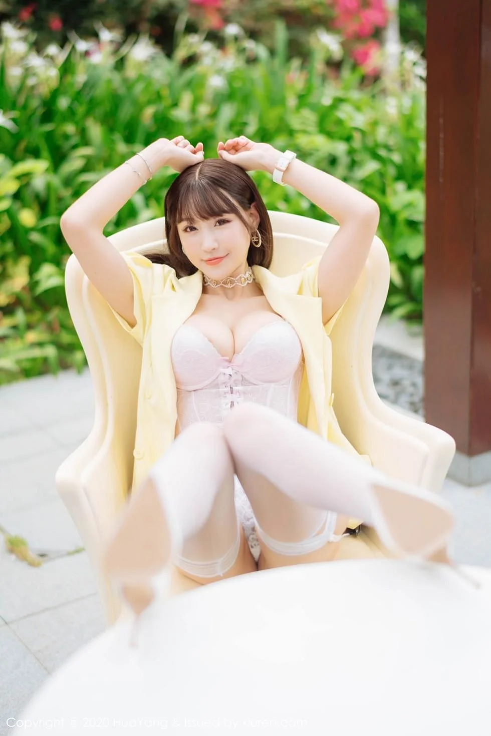 朱可儿Flower三亚旅拍情趣内衣配蕾丝吊袜惹火绝美写真 第 34 张