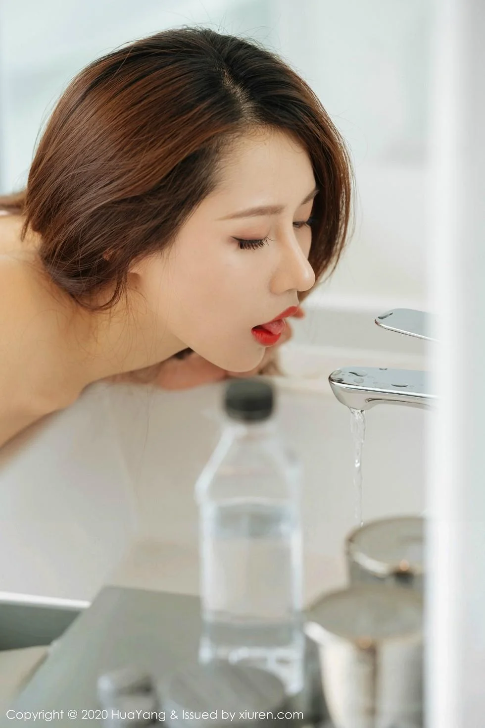 徐安安私房粉色吊带裙配肉丝袜秀完美身材绝美写真 第 124 张