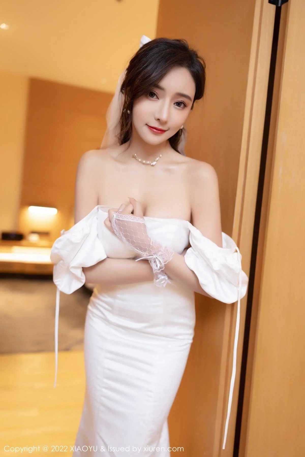 王馨瑶yanni惠州旅拍脱白婚纱礼裙露白色蕾丝内衣绝美写真 第 103 张
