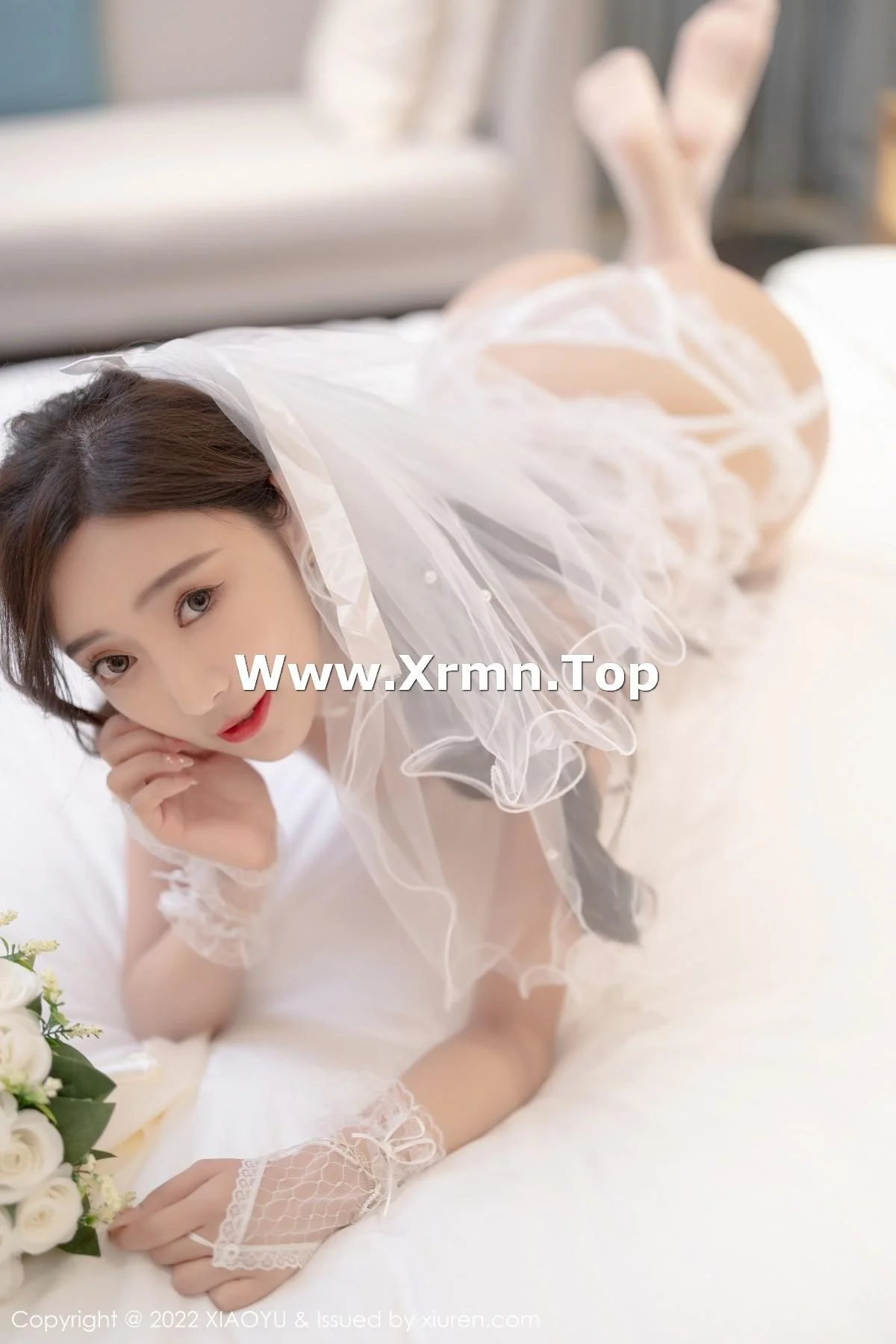 王馨瑶yanni惠州旅拍脱白婚纱礼裙露白色蕾丝内衣绝美写真 第 9 张