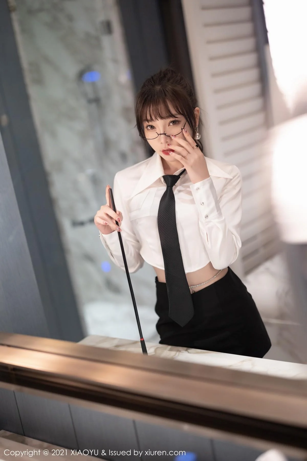 芝芝Booty教师角色主题性感白T配超薄黑丝裤袜绝美写真 第 168 张