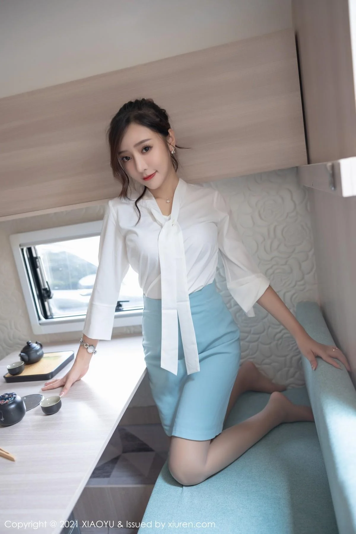 王馨瑶yanni淡雅OL着装私房超薄肉丝裤袜撩人绝美写真 第 68 张