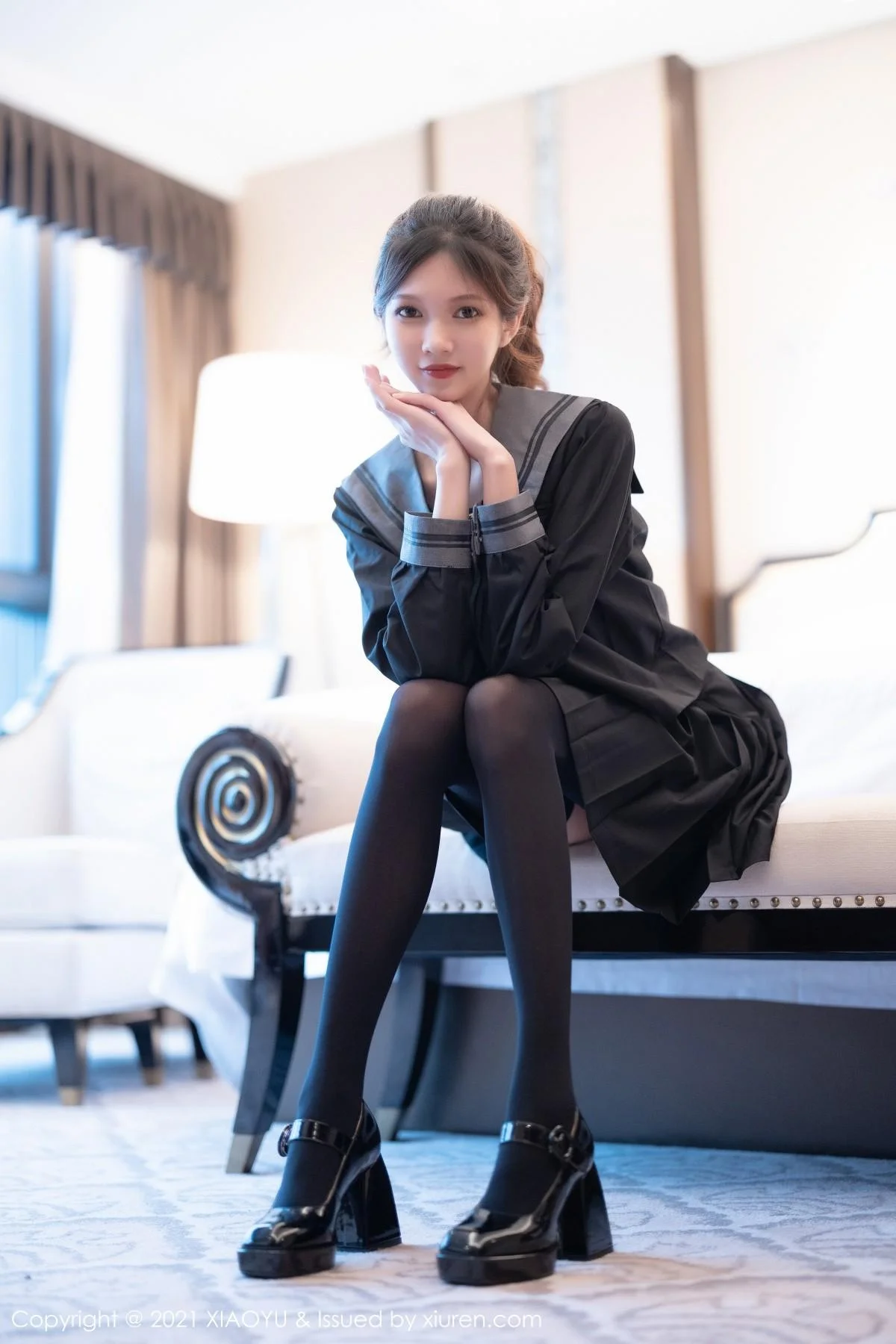 程程程-学院风制服半脱露性感内衣配黑丝袜迷人绝美写真 第 12 张