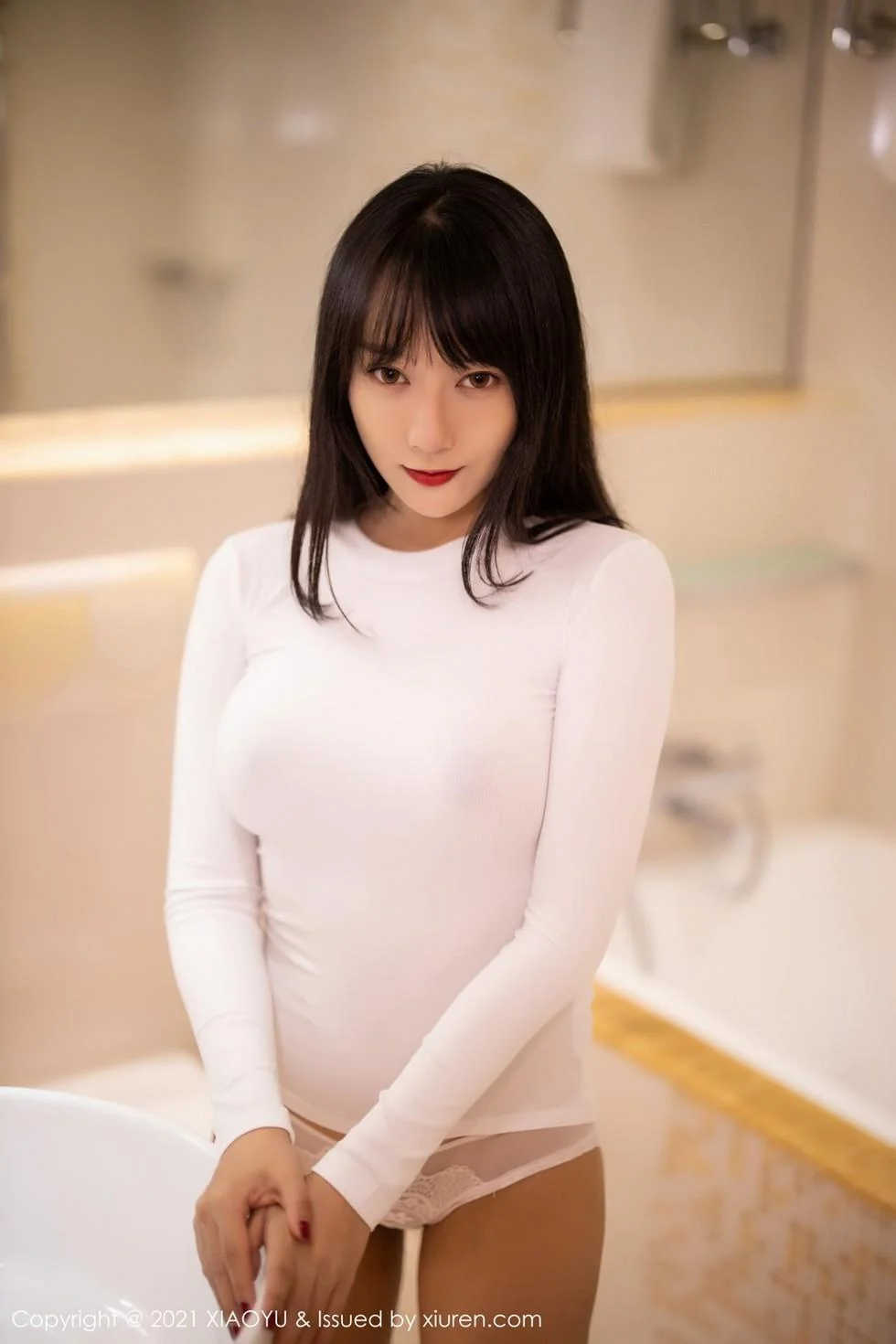 何嘉颖私房明亮浴室白色真空服饰配透视内裤绝美写真 第 41 张