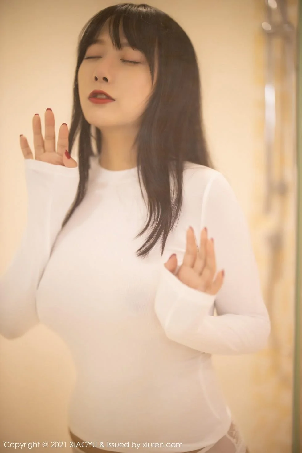 何嘉颖私房明亮浴室白色真空服饰配透视内裤绝美写真 第 91 张