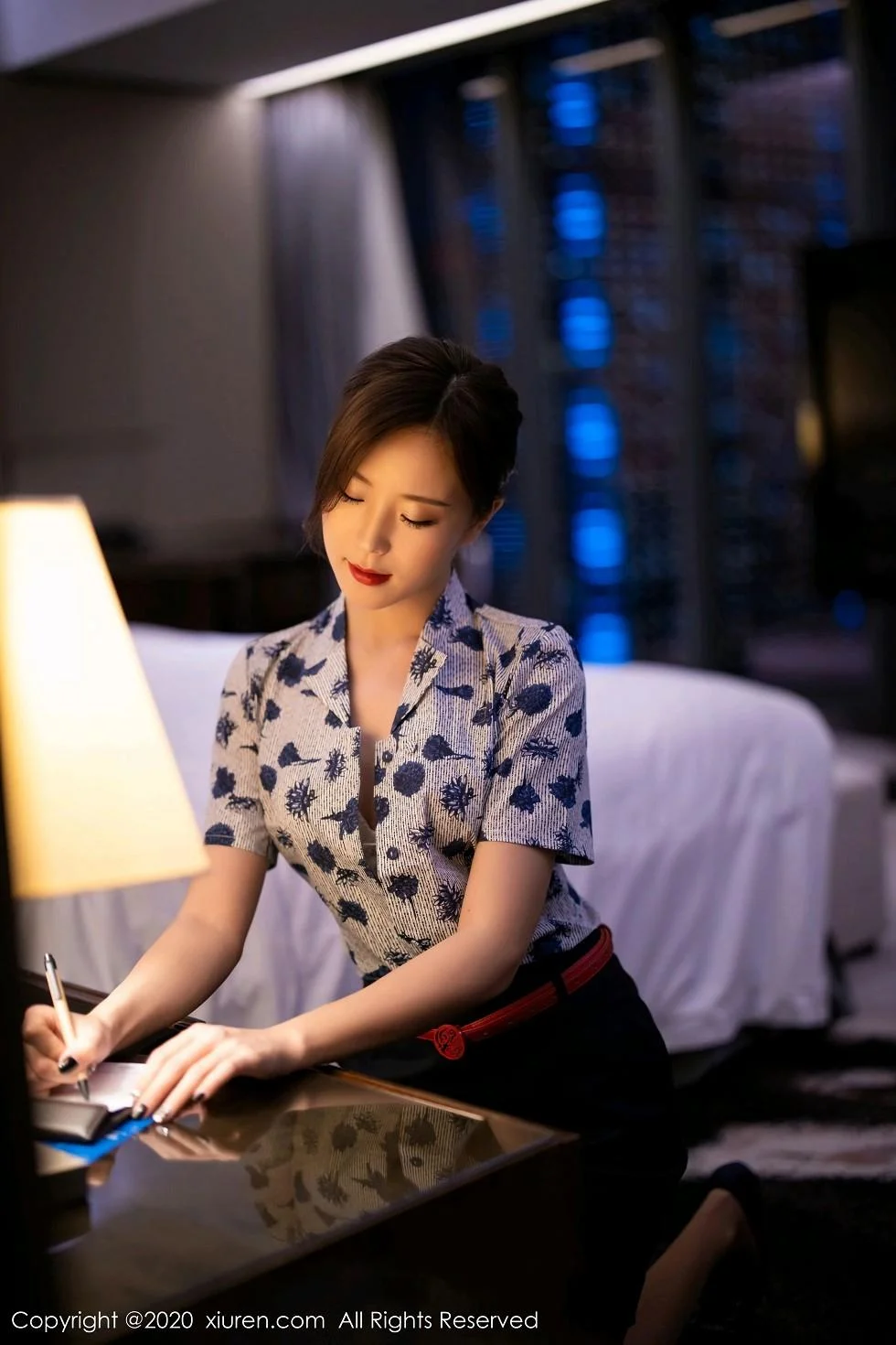 杨紫嫣Cynthia空乘制服主题性感内衣配黑丝裤袜绝美写真 第 98 张