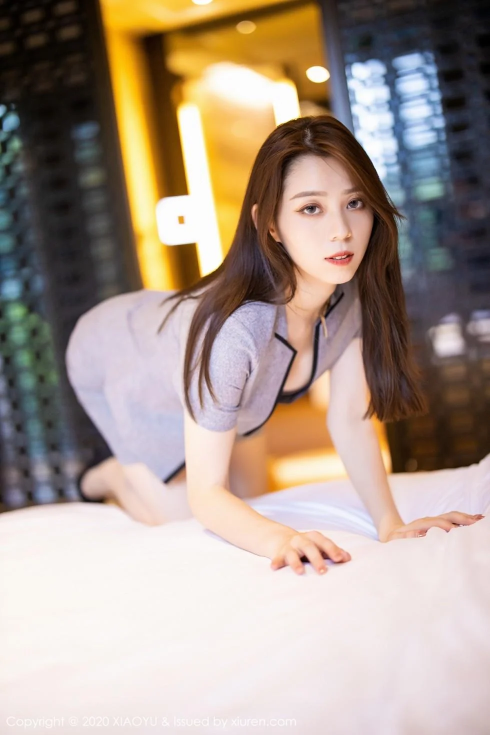 言沫简雅职场制服主题床上性感内衣秀完美身材绝美写真 第 82 张