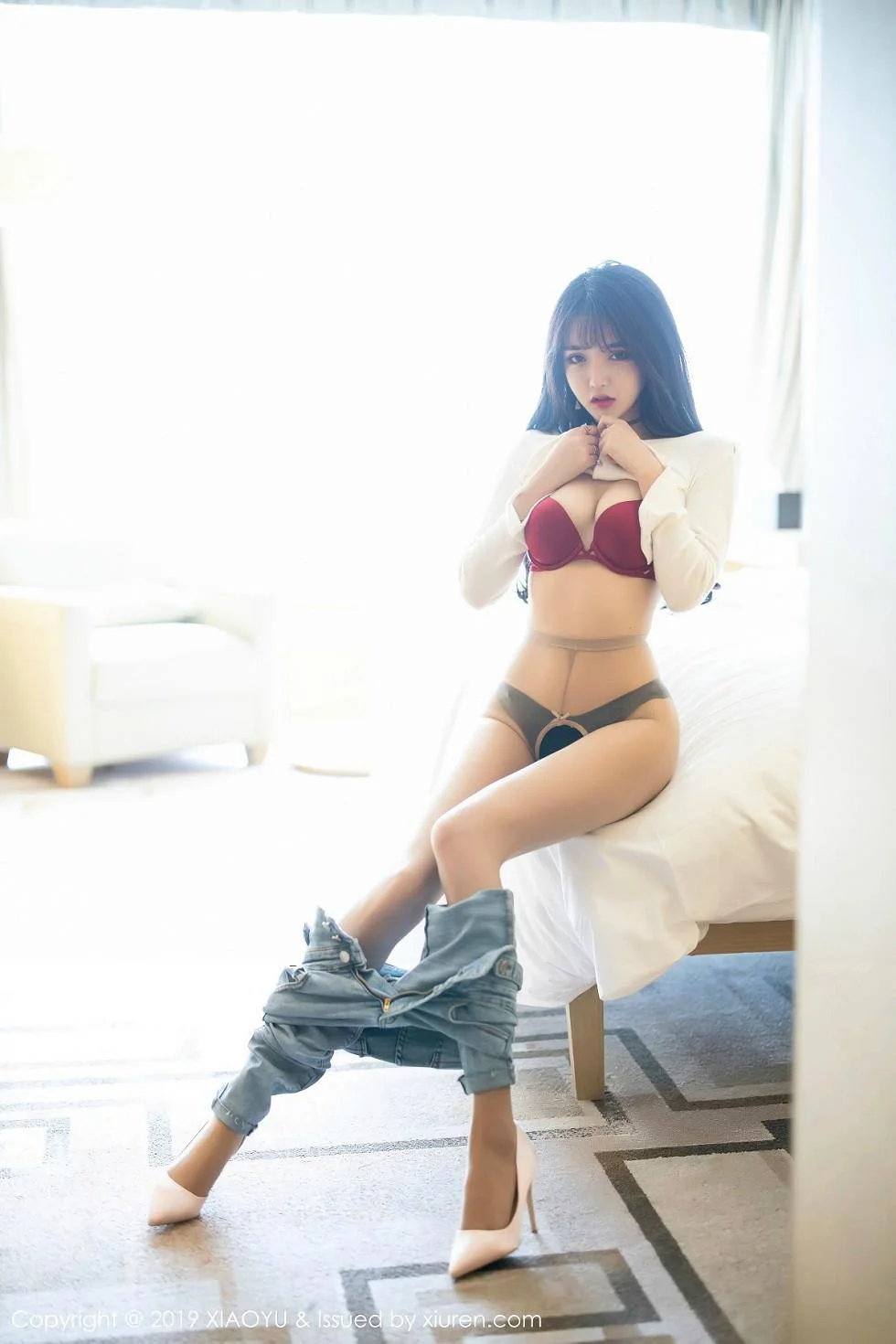 Miko酱吖私房脱紧身牛仔裤露超薄肉丝撩人绝美写真 第 122 张