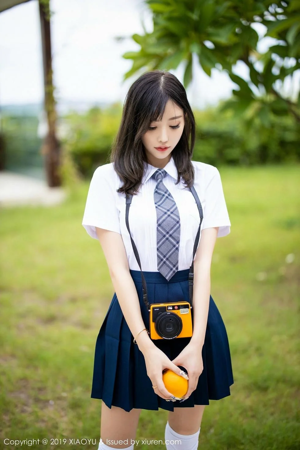 杨晨晨sugar心愿旅拍清纯学生装半脱露蕾丝内衣绝美写真 第 2 张
