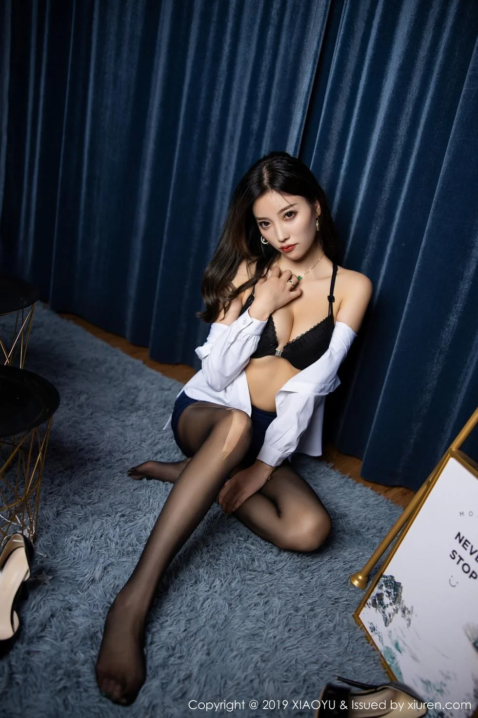 杨晨晨sugar私房白衬衣配无内黑丝裤袜销魂绝美写真 第 77 张