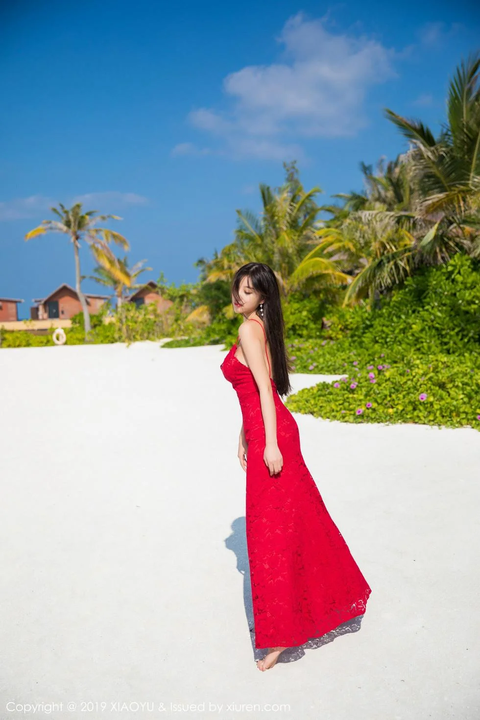 杨晨晨sugar马尔代夫旅拍牛仔裤配白色内衣绝美写真 第 45 张