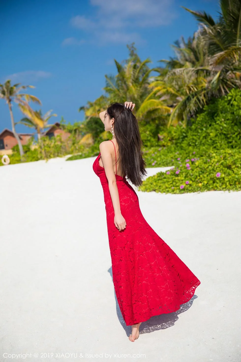 杨晨晨sugar马尔代夫旅拍牛仔裤配白色内衣绝美写真 第 46 张
